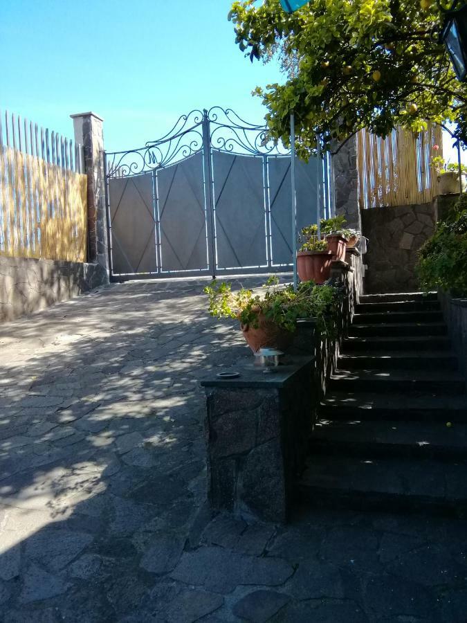 安格里Casa Marinella公寓 外观 照片